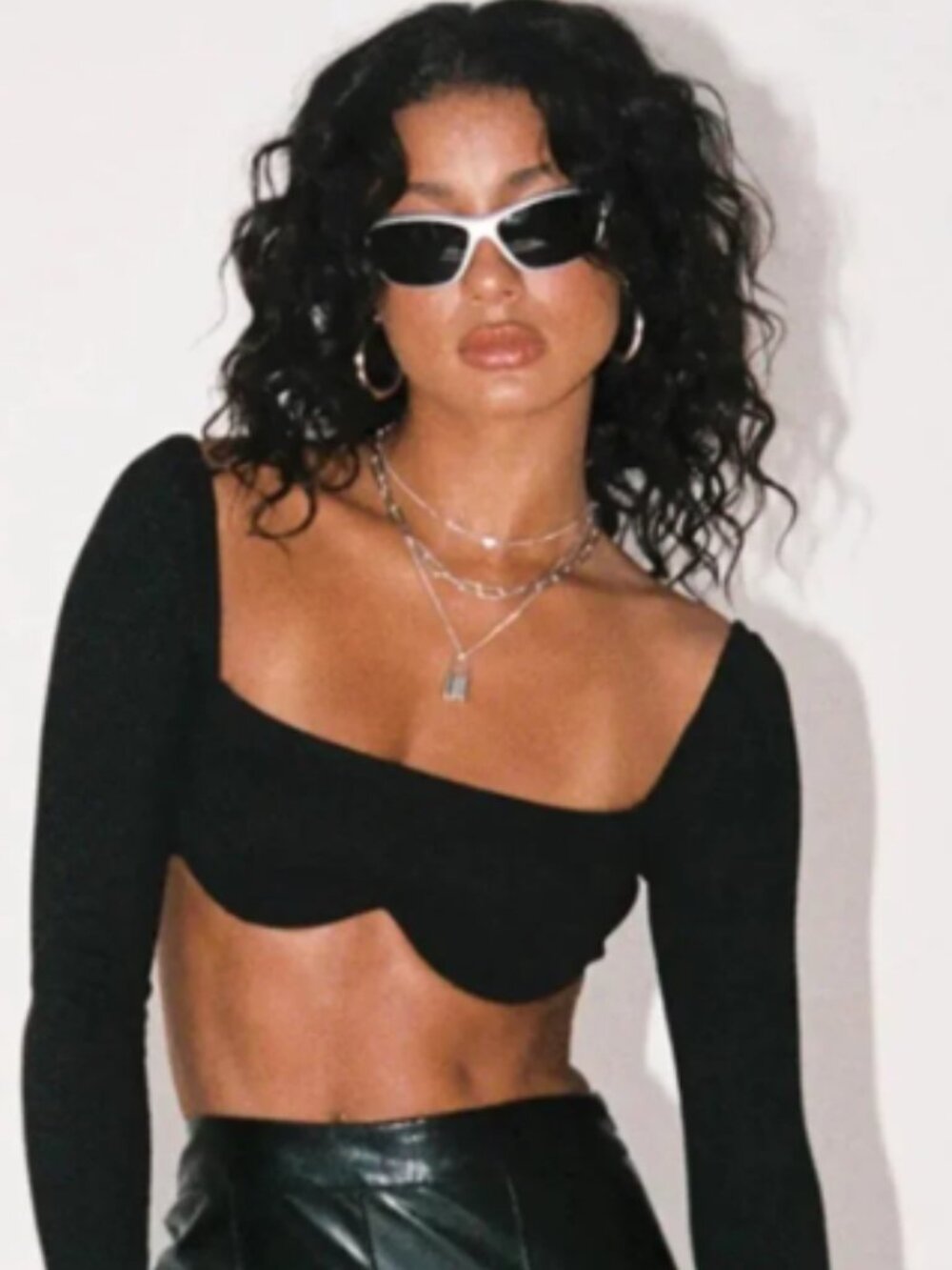 Princess Polly Becca Black Ribbed Square Neck Long Sleeve Crop Top Size 2